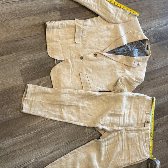 Joseph Abboud Tailored Linen Suit - Picture 4 of 9